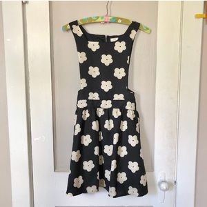 Floral pinafore